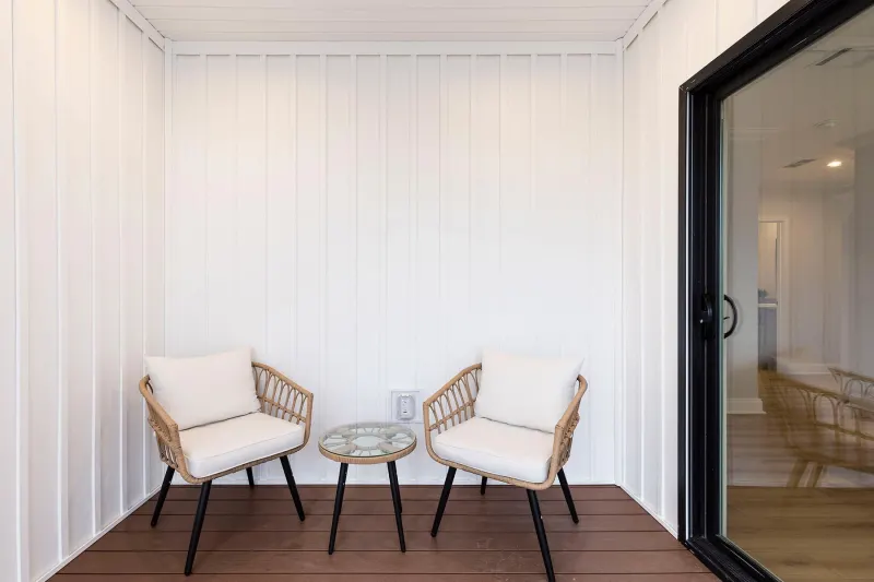 Biscayne bay interior home features